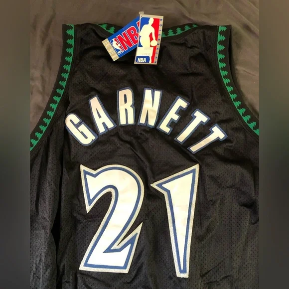 Kevin Garnett Timberwolves Jersey - Picture 1 of 3